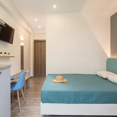 Kochyli Garden Nea Plagia