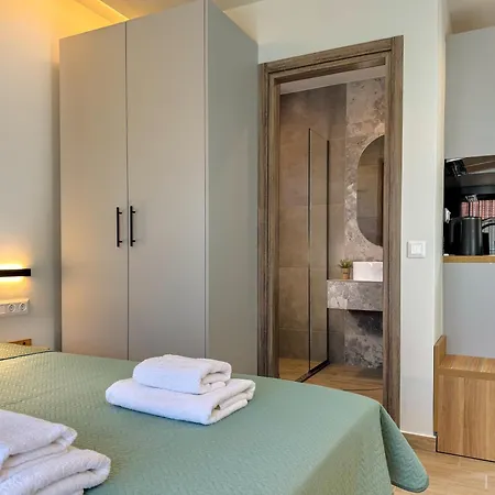 Kochyli Garden Apartment