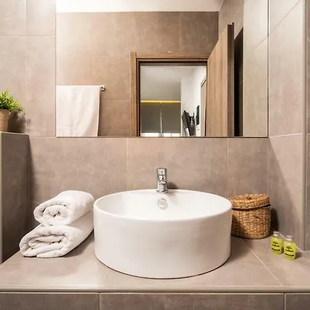 Kochyli Garden Studios نيا بلاجيا