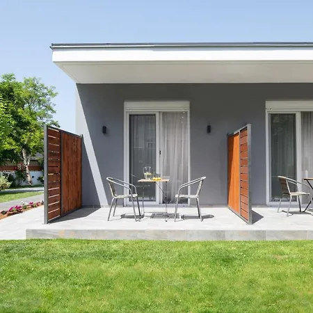 Kochyli Garden アパート ネア・プラギア