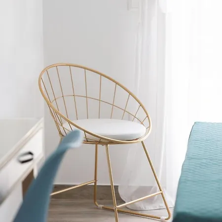 Kochyli Garden アパート